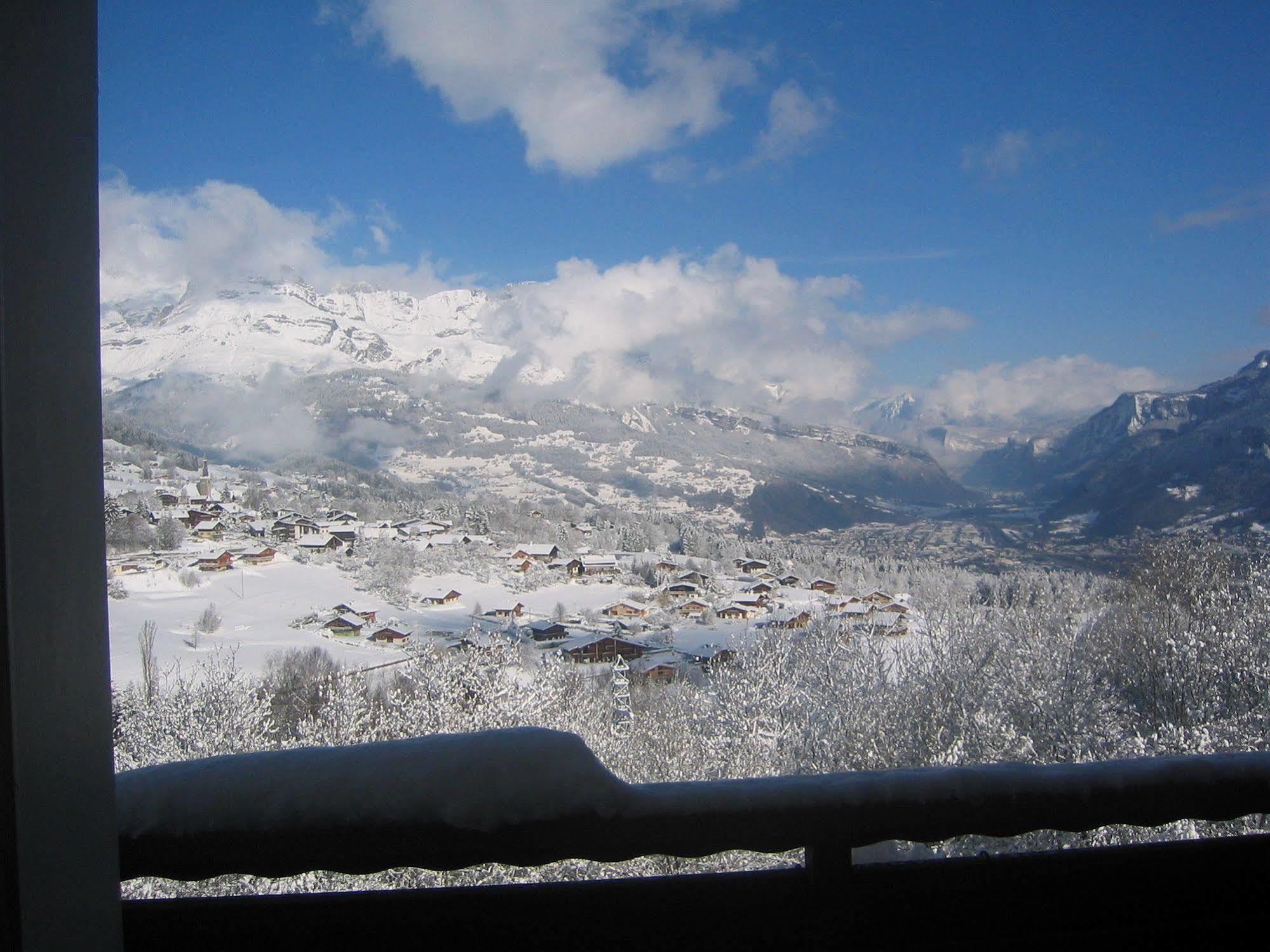 Les Aravis - Combloux Hotel Luaran gambar